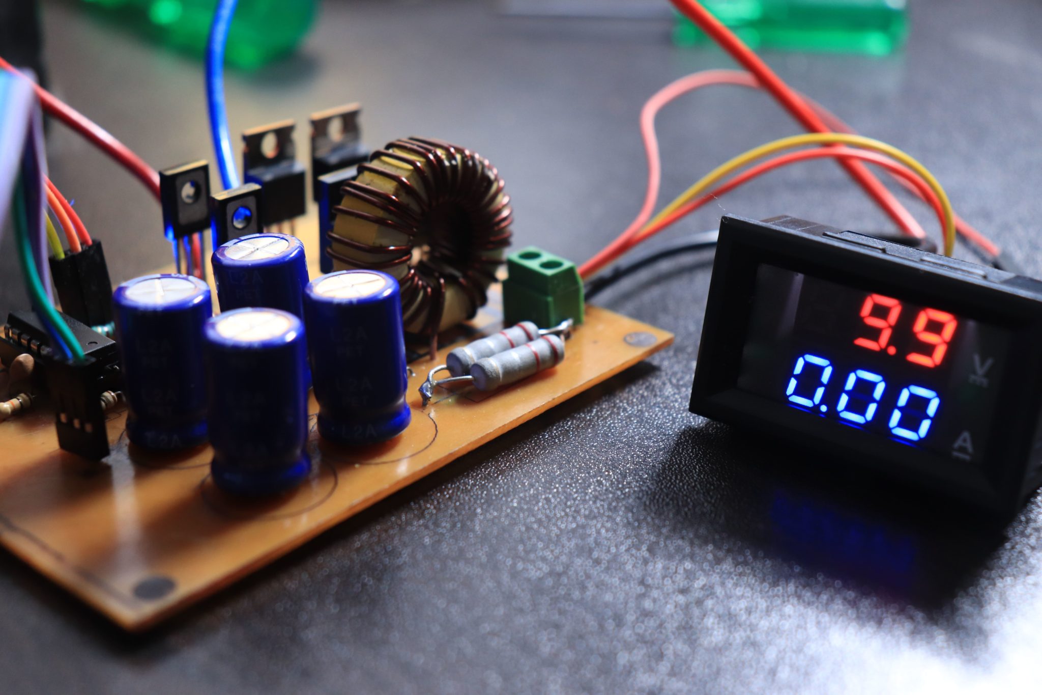 DIY Variable Power Supply With Adjustable Voltage and Current