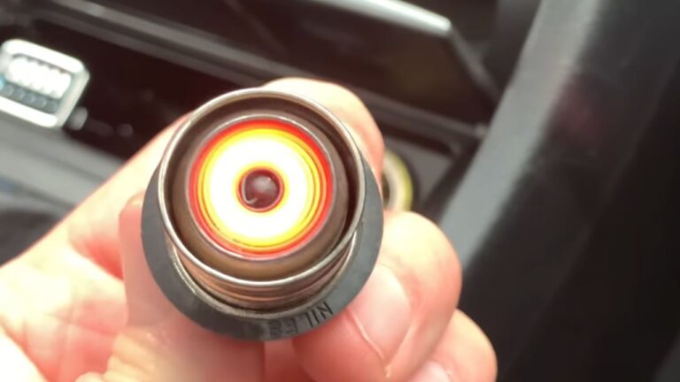 Working of cigarette lighter in car